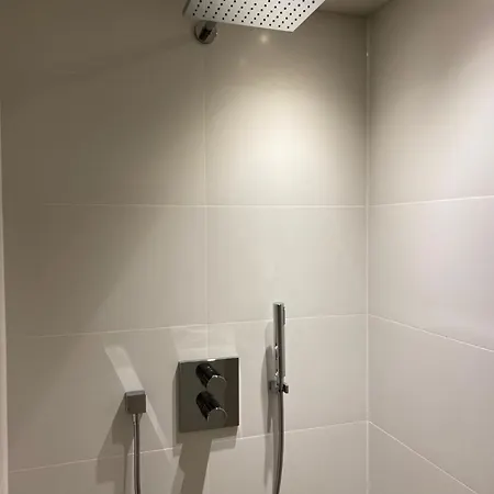 Appartamento Modernes In City-naehe
