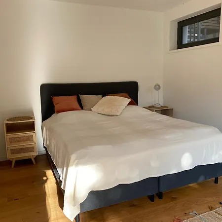 Modernes In City-naehe Appartamento Colonia